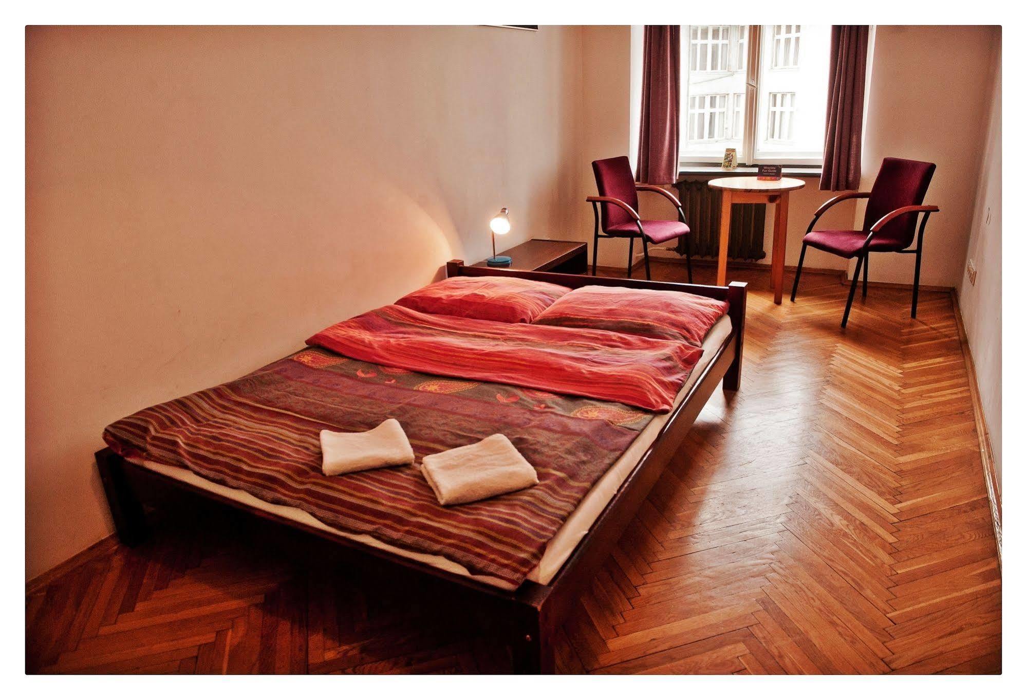 Hostel Bemma - Ozonowane Pokoje Wrocław Exteriör bild