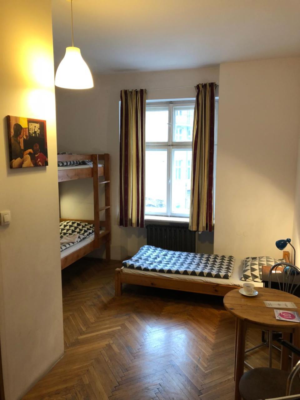 Hostel Bemma - Ozonowane Pokoje Wrocław Exteriör bild